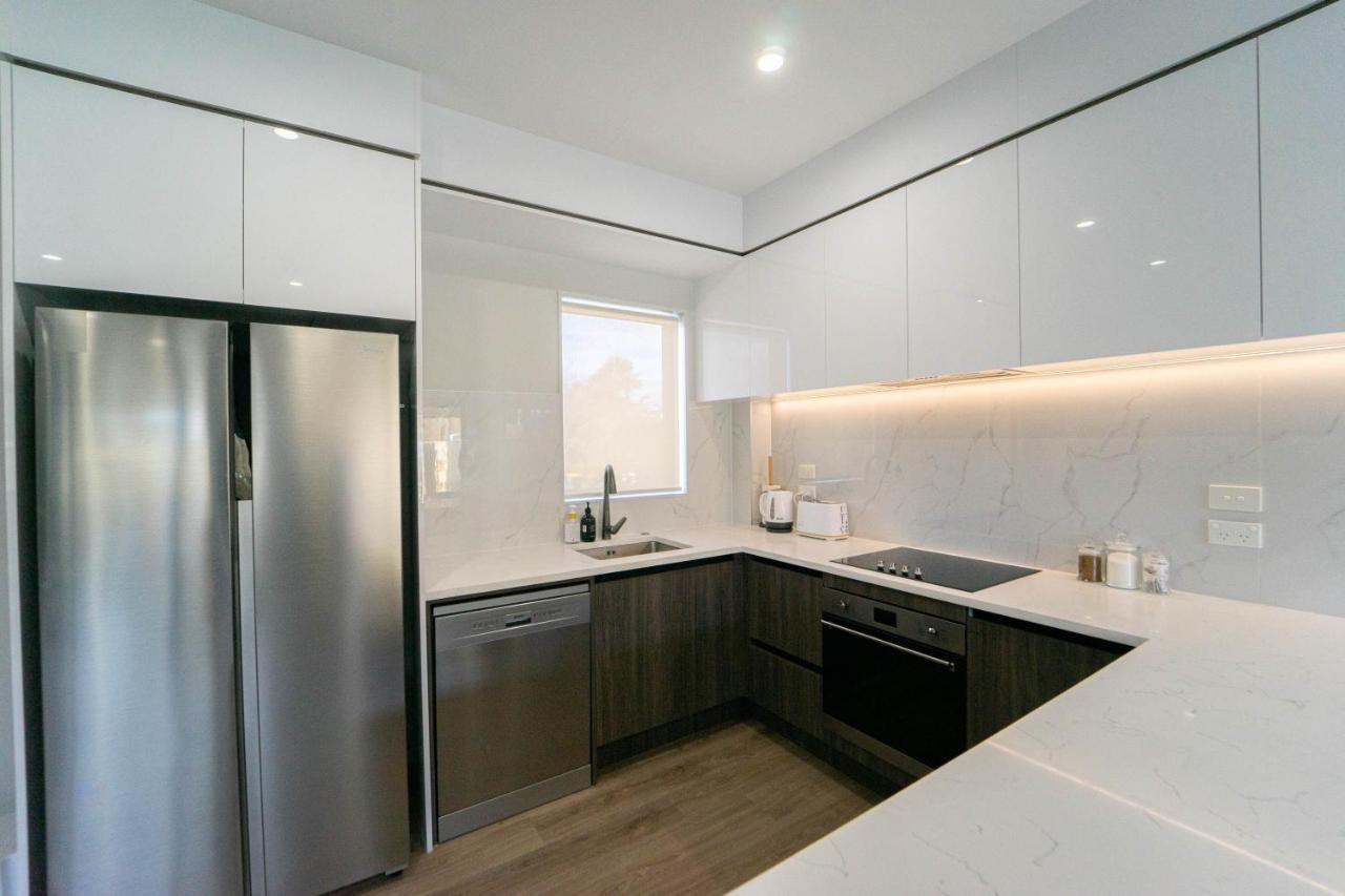 Modern Sunnyhills Town House Villa Auckland Eksteriør billede