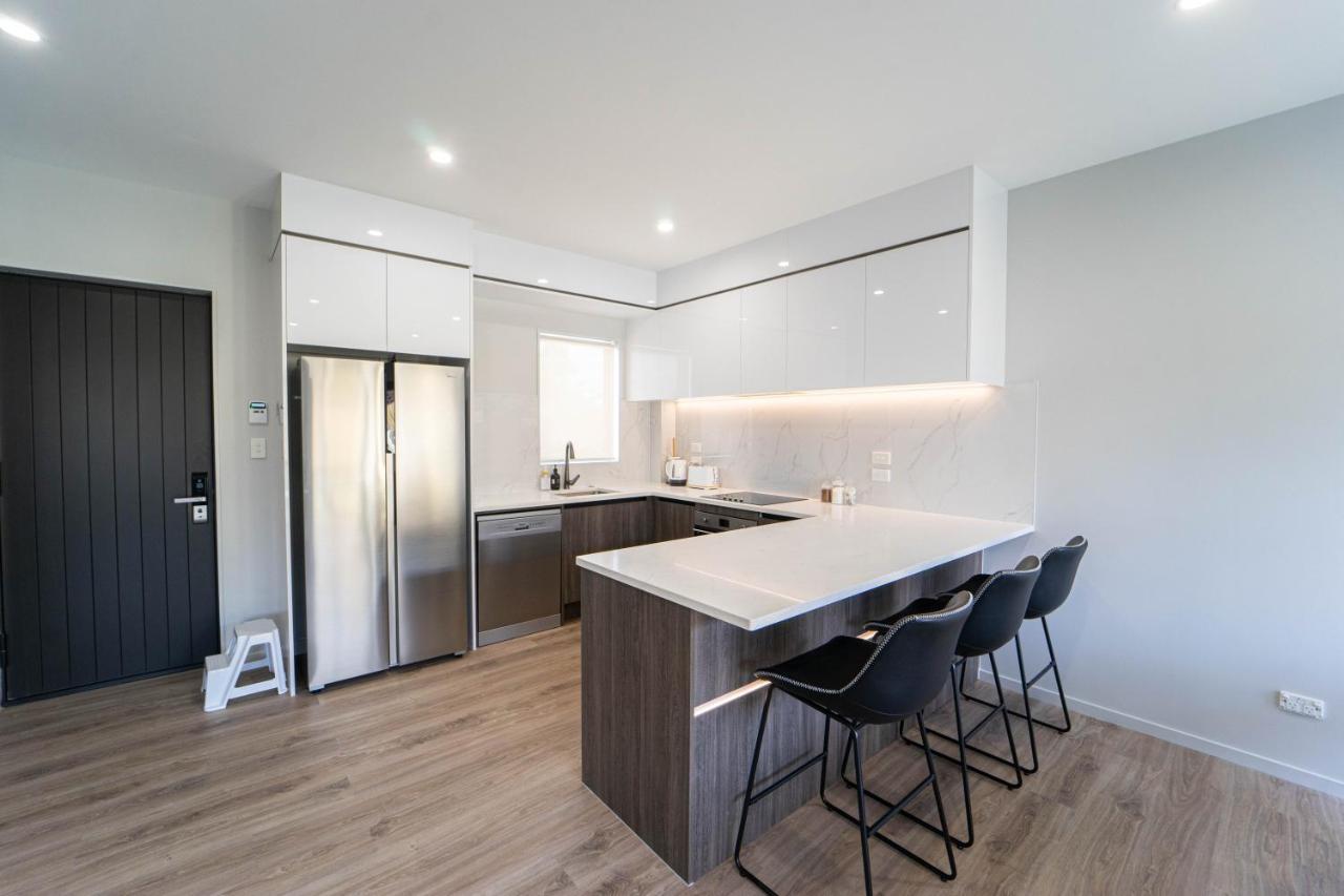 Modern Sunnyhills Town House Villa Auckland Eksteriør billede